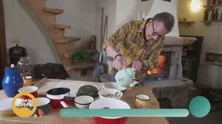 Renesans naczyń emaliowanych - napisy