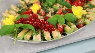 Przekąski selerowe z pastami orzechowymi