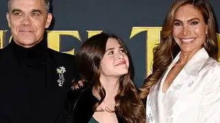 Robbie Williams z 13-letnią córką na czerwonym dywanie. Teddy zagrała w filmie 