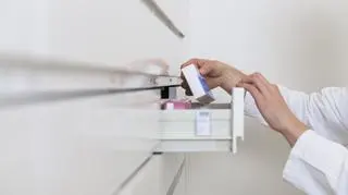 Wycofano silny lek przeciwbólowy. Może stanowić zagrożenie dla zdrowia