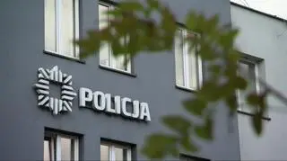 Uwaga TVN. Przerażający atak policjantki na ucznia. "Trzymała go za szyję i kopała"
