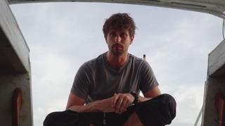 Michał Malinowski na kolejnym przystanku samotnej żeglugi. "Rekiny były dosłownie wszędzie"