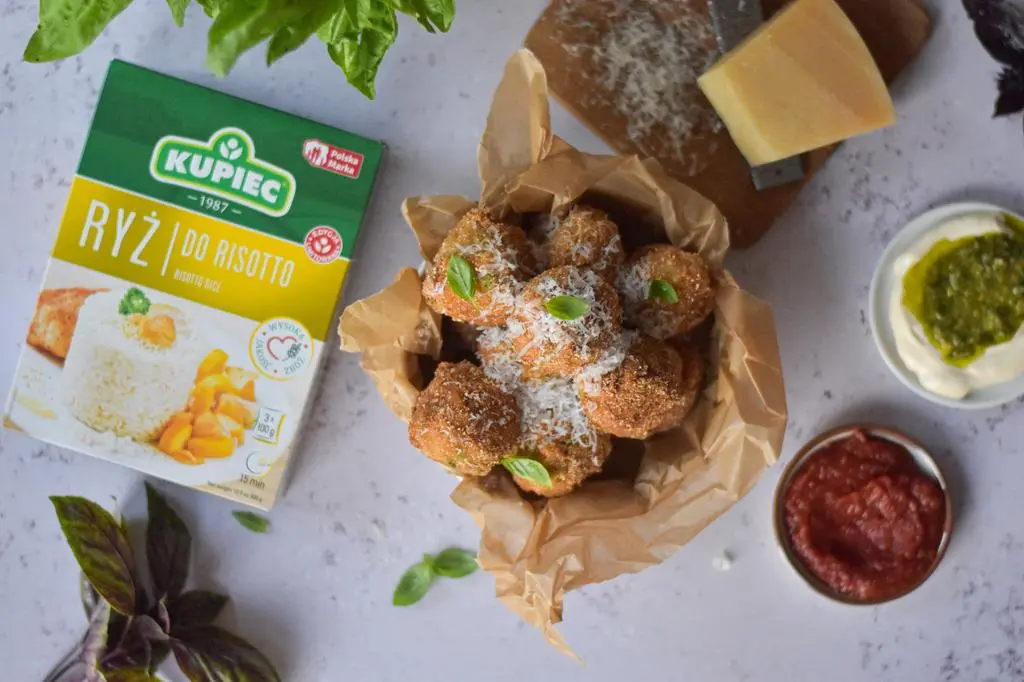 Arancini - chrupiące kulki ryżowe prosto z Sycylii