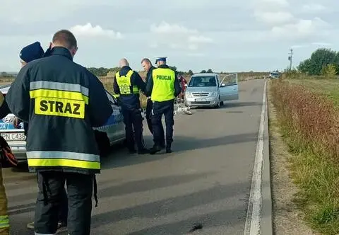 Groźny wypadek na Pomorzu. Samochód potrącił pieszych, wśród rannych 4-letnie dziecko