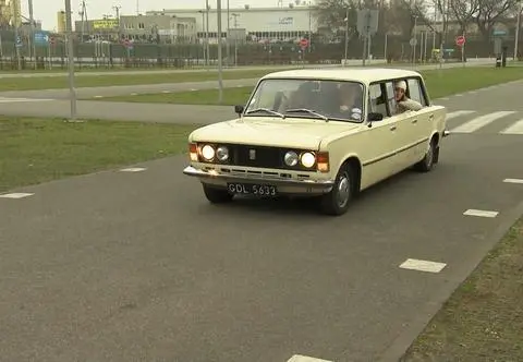 Wyjątkowy długi Fiat 125p. "4 oryginalne egzemplarze tylko się ostały"