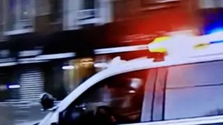 Wezwał policję do martwego dziecka. Zamiast ciała funkcjonariusze znaleźli maskotkę