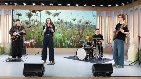 Renata Ślesicka w piosence "Co by było gdyby"