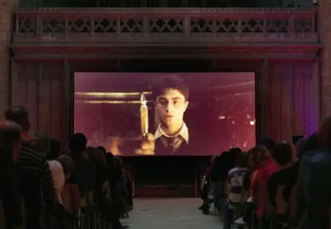 Hogwart znowu dostępny! Kup bilet do kina i wejdź do świata Harry'ego Pottera