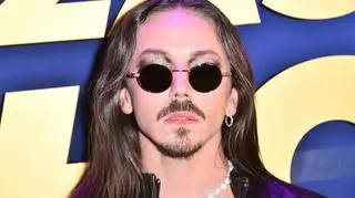 Michał Szpak zaskoczył wszystkich. Na ściance pojawił się bez spodni