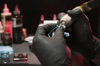 Urządzenie do tatuowania 