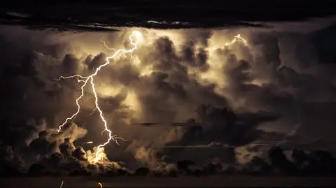 IMGW ostrzega przed burzami 