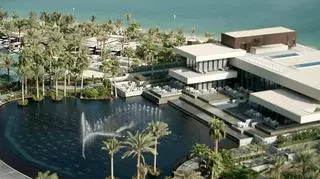 Atrakcje Dubaju: "Mówi się, że tu jest jeden z najwyższych basenów na świecie"