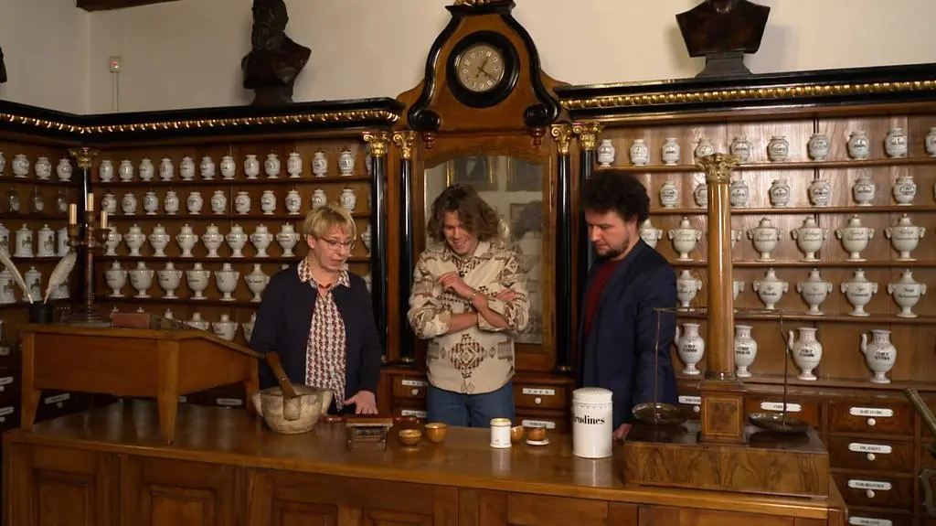 dr n. farm. Agnieszka Rzepiela, Piotr Wojtasik,  Marcin Szymoniak, licencjonowany przewodnik