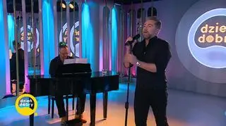 Kuba Badach – „Jak na lotni”