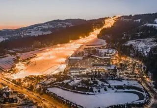 Magia zimowych podróży Twojej rodziny zaczyna się w tym miejscu