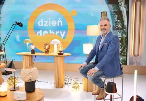 Jak poprawić sobie nastrój przy pomocy światła? Wskazówki specjalistów