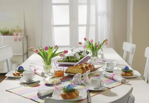 Domowa wegańska biała "kiełbasa". Idealna na wielkanocny stół 