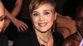 Sharon Stone w bieliźnie odtworzyła kultową scenę z "Nagiego instynktu"