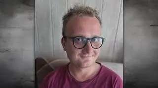 Ciało współlokatora wynosił z mieszkania w walizce. Dlaczego 31-letni Mateusz zginął?