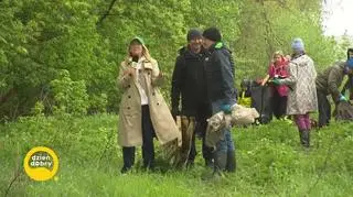 Michał Czernecki sprząta ukochany las 