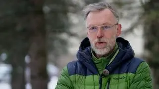 Demolują apartamenty, zjeżdżają ze szczytu na reklamówkach. "Najgorszy typ turysty"