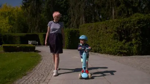 Z czym mierzą się nastoletnie matki? 