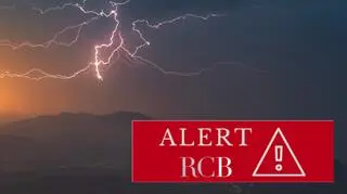 Mieszkańcy tego województwa dostali alert RCB. "Słuchaj poleceń służb"