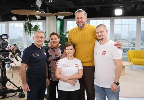 Polacy mistrzami świata w blind tennis. "Zamiast widzieć piłeczkę - słyszą ją!"