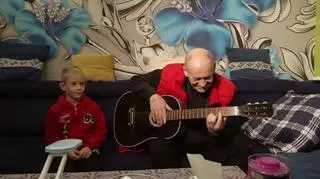 Uwaga! TVN. Śmiertelnie chory ojciec szuka dla 8-letniego synka nowej rodziny. "To przejmujące"