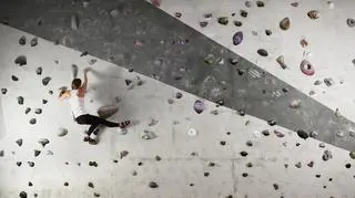 Co to jest bouldering i jak zacząć treningi? Bouldering dla początkujących