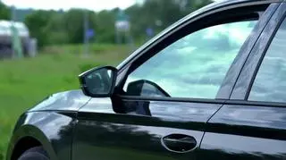 Uwaga! TVN. Fałszowanie dokumentów, przejęcie konta i notariusz łamiący prawo?