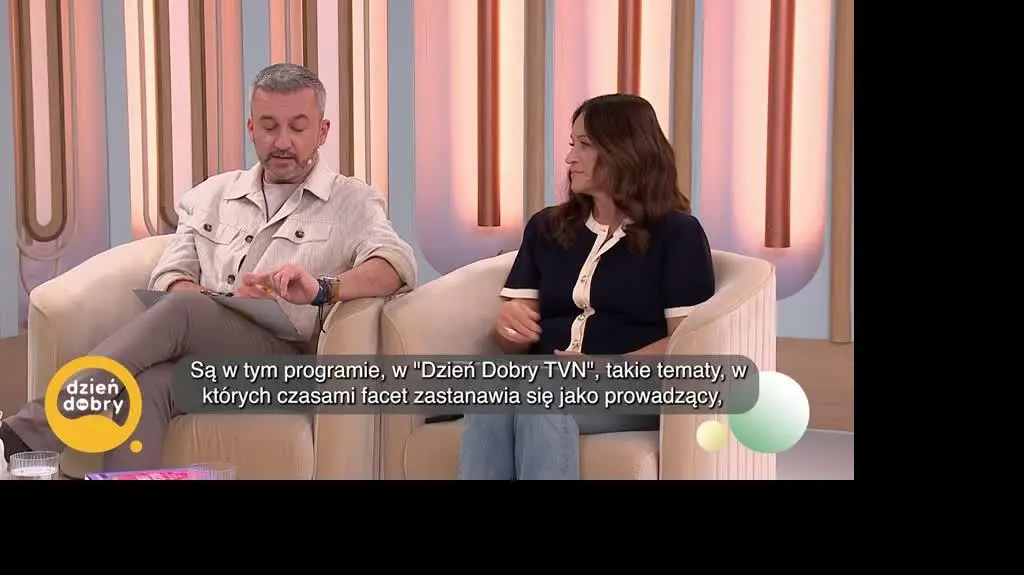 DD_20250404_PMS_REP_napisy