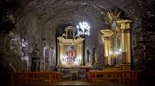 Kaplica w kopalni soli w Bochni