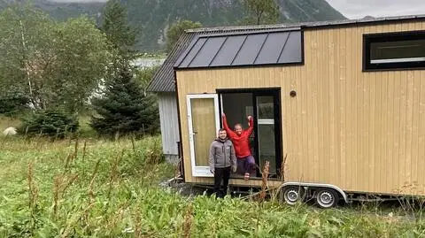 Dom na kołach - historia Polaków, którzy pokochali Tiny House. "Ma jedną bardzo fajną cechę"