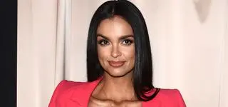 Klaudia El Dursi na rajskich wakacjach. Zdjęcia topless i z karmienia piersią wywołały emocje