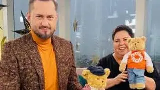 Marcin Prokop i Dorota Wellman prezentują swoje misie. "Ratują życie i wspomagają budowę Centrum Psychiatrii dla Dzieci i Młodzieży"