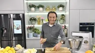 Michel Moran z obiadem na sobotę. Filet z sandacza, tartaletki i gruszki pod zabajone