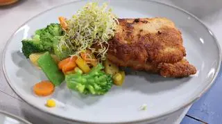 Kotlet szwajcarski z warzywami