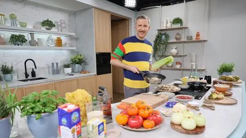 Niecodzienne potrawy z serem Gouda. Przygotuj pyszne serowe śniadanie i obiad z Piotrem Kucharskim