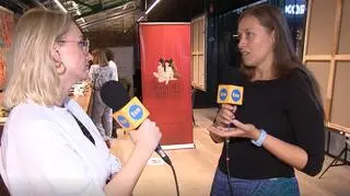 Karolina Kalatzi, Izabela Sztandera