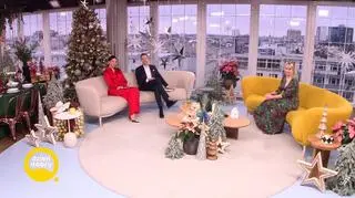Dzieci z równikowej dżungli w Indonezji 