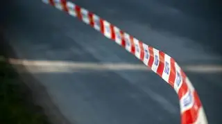 Zabarykadował się w mieszkaniu z 1,5-rocznym dzieckiem 