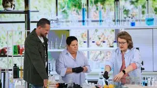 Kolorowy świat jak w "Akademii Pana Kleksa". Zobacz magiczne eksperymenty Adama Mirka 