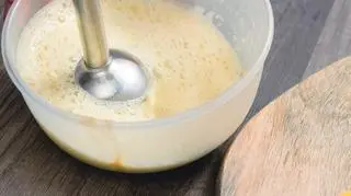 Skończył się w domu majonez? Z tym trikiem zrobisz go w minutę