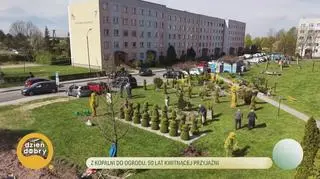 Z kopalni do ogrodu. 50 lat kwitnącej przyjaźni - napisy