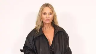 "Polished grunge" łączy młodzieńczy bunt z dojrzałą świadomością. Ten styl pokochała sama Kate Moss