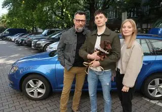 Zrób tak, a twój pies polubi jazdę autem. "To może zająć tydzień"