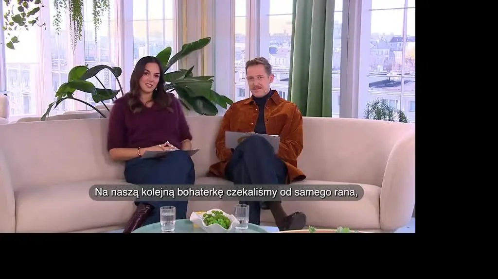 DD_20251104_Rozniatowska_napisy