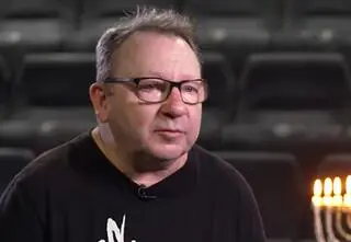 Zbigniew Zamachowski w spektaklu "Leopold". Aktor ożywia pamięć o niezwykłym muzyku