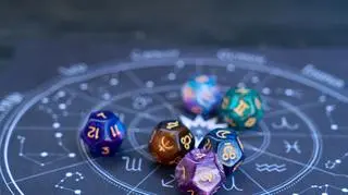 Wibracja numerologiczna na poniedziałek. Nie przepłacajmy